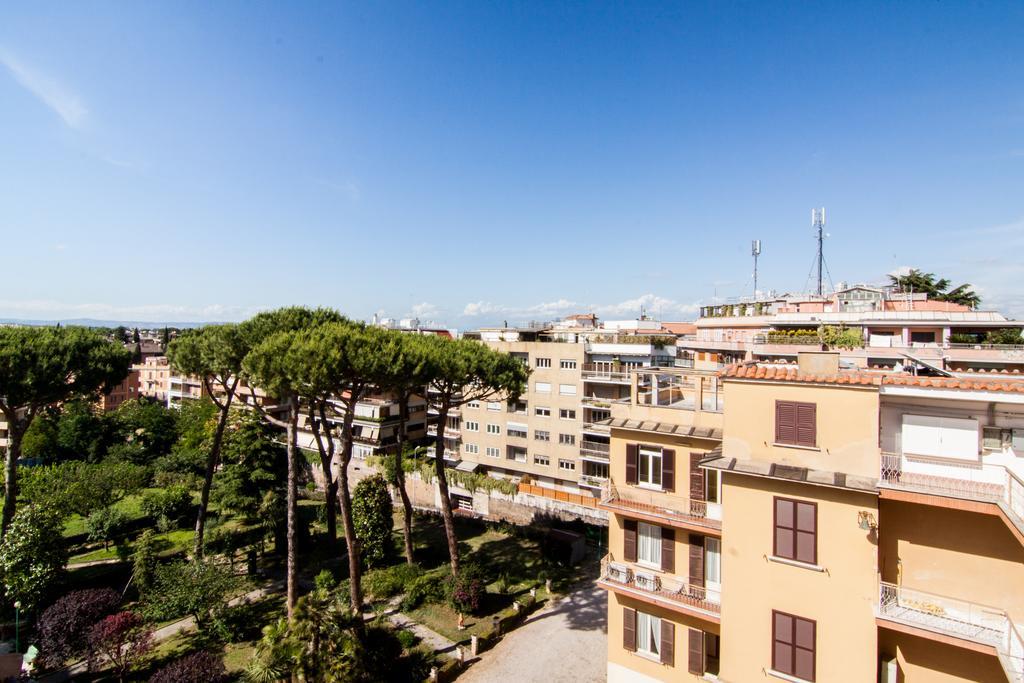 Ostello Villa Monte Mario Rome Exterior photo