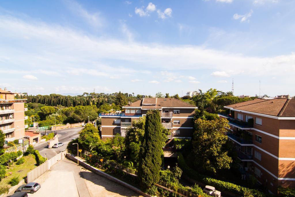 Ostello Villa Monte Mario Rome Exterior photo