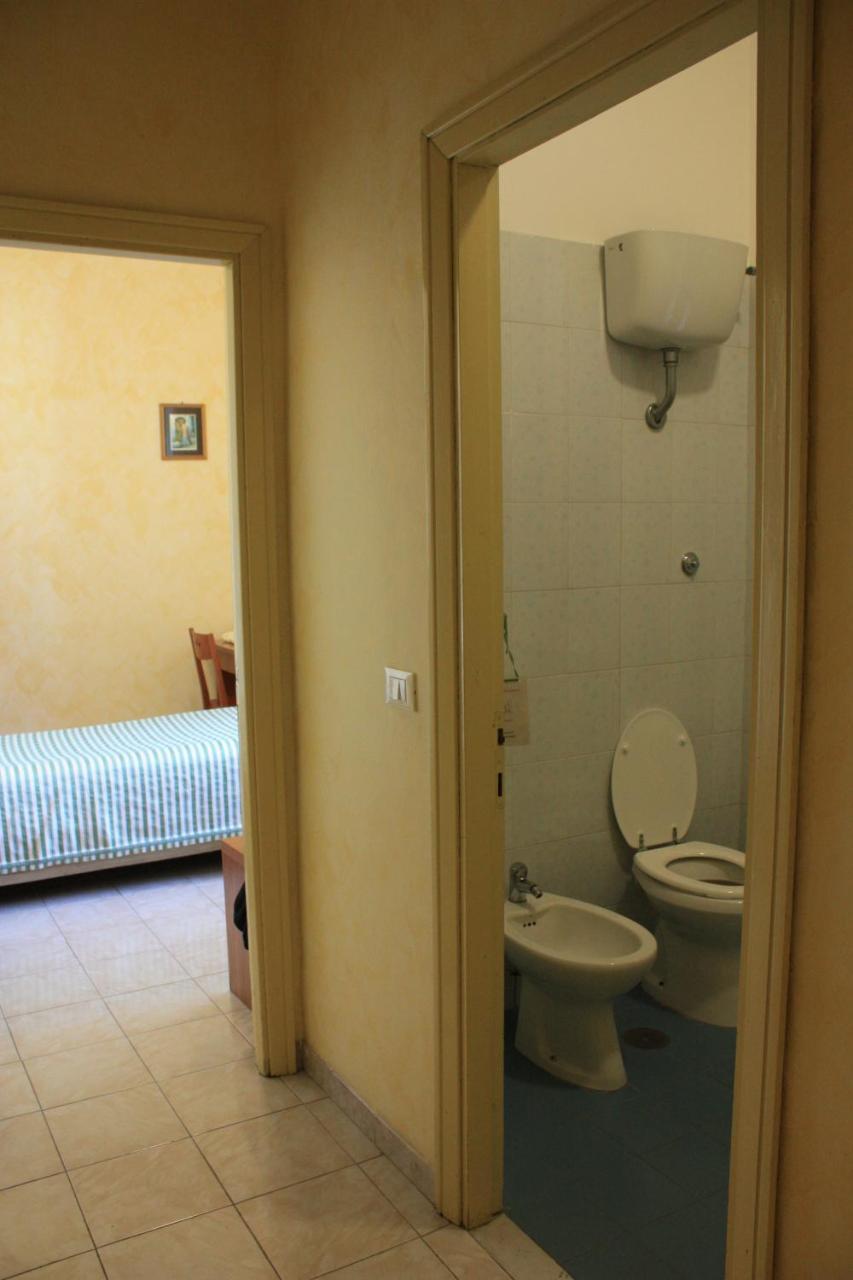 Ostello Villa Monte Mario Rome Exterior photo